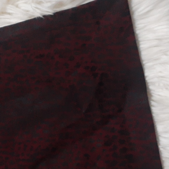 Y2K Bebe Red and Black Leopard Midi Skirt Size 6 - Picture 4 of 8